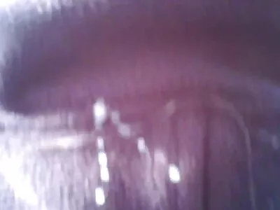آماتور آبدار در حال خوردن ممه گنده انجام سکس سخت در ویدئوهای سبک POV است