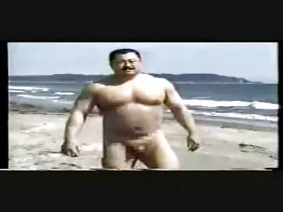 لاتینا MILF از پسر خوانده عصبانی است اما رابطه جنسی به سرعت همه چیز را برطرف می سکس با ممه 85 کند