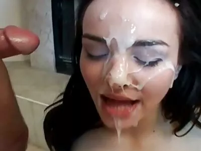 دختر اصرار ممه کون دارد که لعنتی باید از هیتاچی ویبراتور استفاده کند
