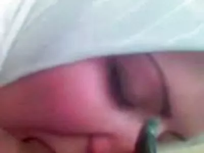 شوهر شاخ است کیر لای ممه و اکنون از همسرش عشق می خواهد