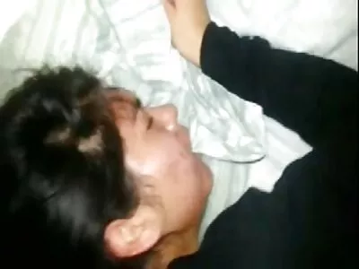 مو عکس ممه خوردن بور شگفت انگیز در حال گرفتن سه pecker بزرگ در همان زمان است